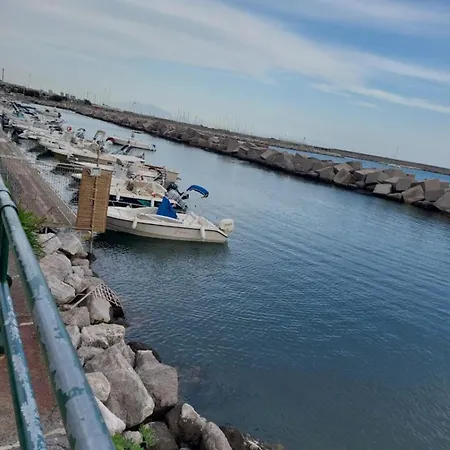 Mare E Luci 아파트 *